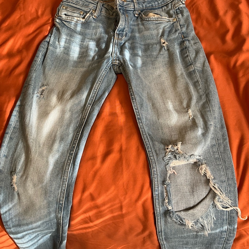 Zara Jeans in Light Blue